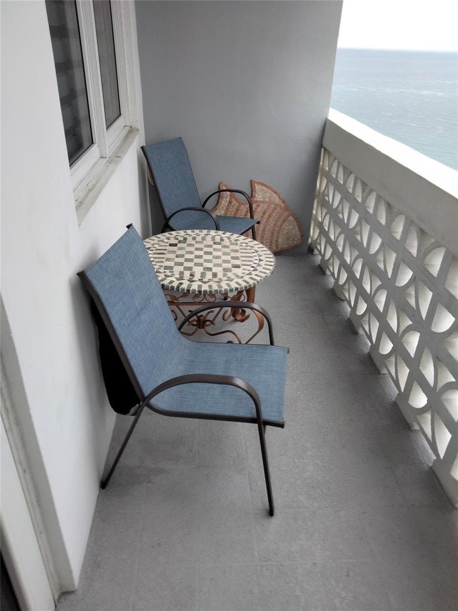 4250 Galt Ocean Drive 10k photo 11