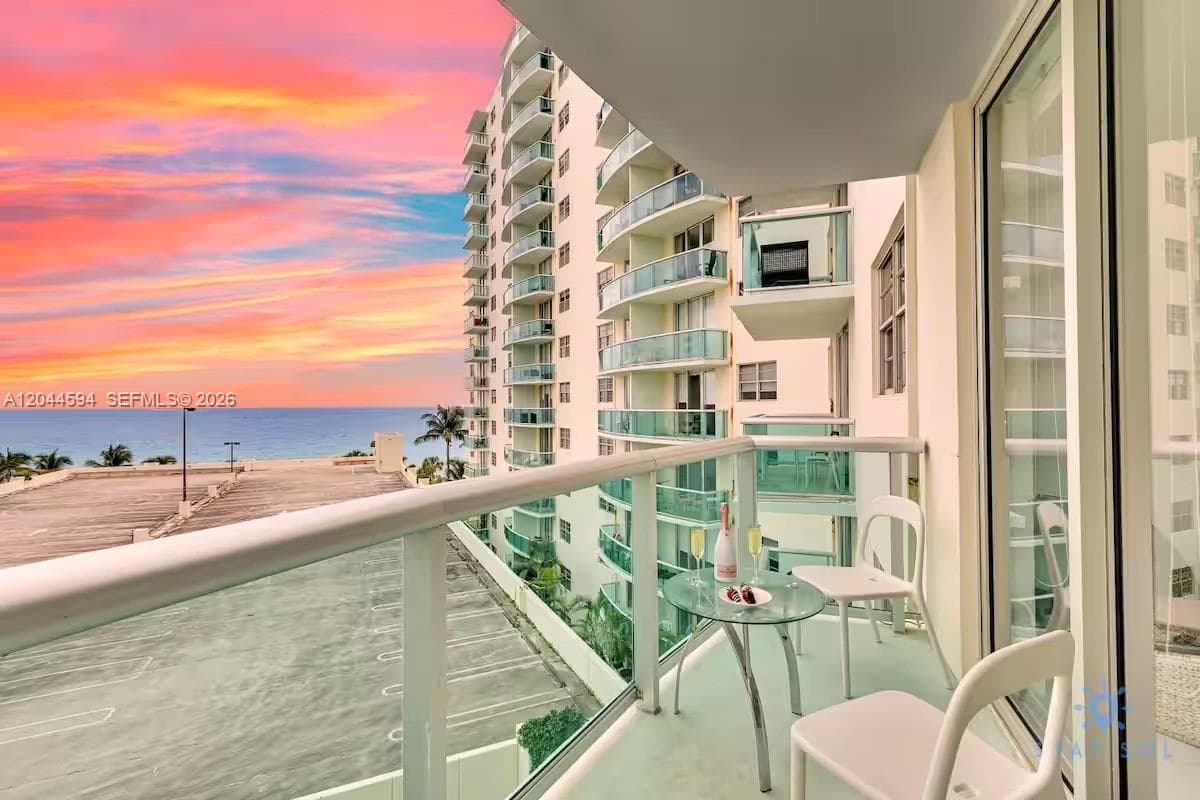 3901 S Ocean Dr 6Y photo 2
