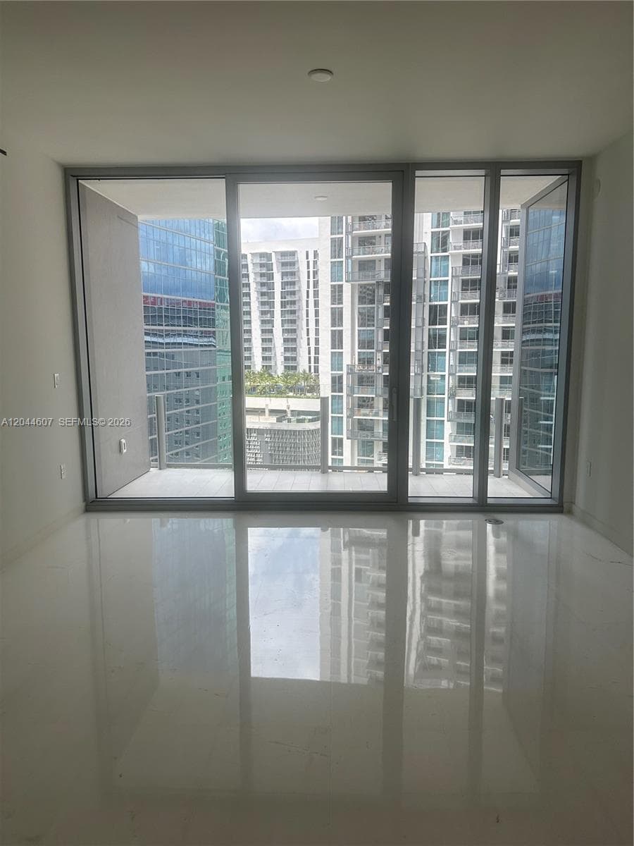 300 Biscayne Blvd Way 1909 photo 17