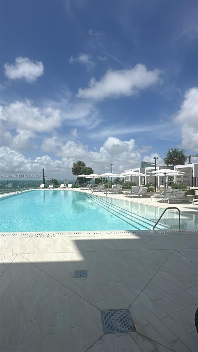 300 Biscayne Blvd Way 1909 photo 3