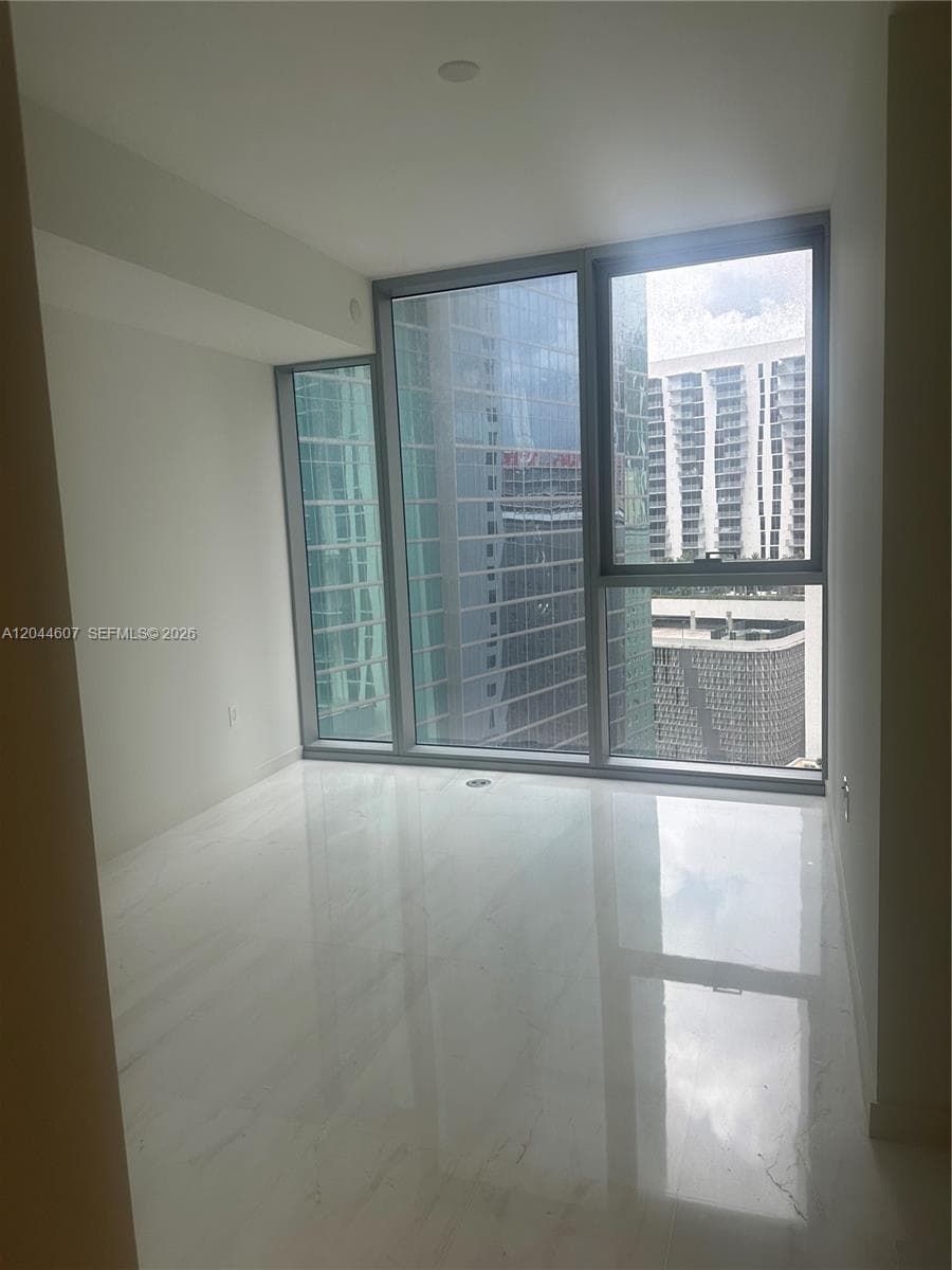 300 Biscayne Blvd Way 1909 photo 24