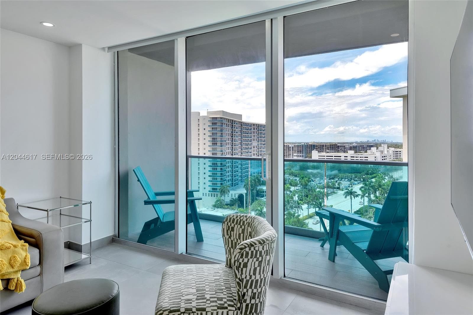 4001 S Ocean Dr 14H photo 22