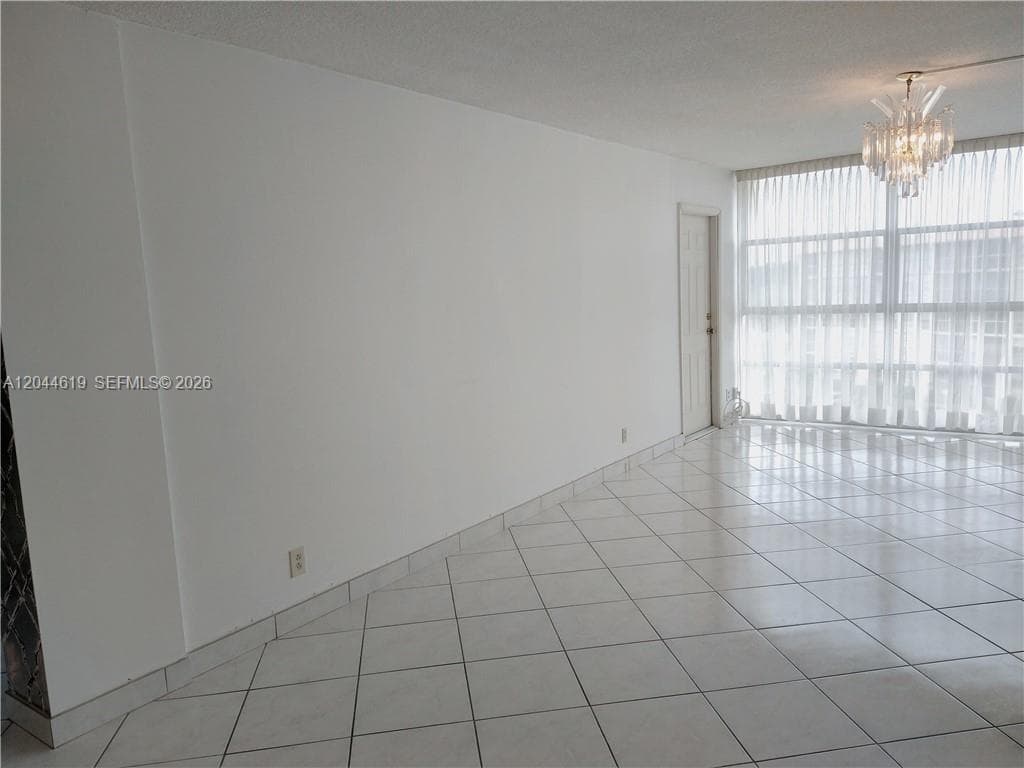 601 Three Islands Blvd 517 photo 13