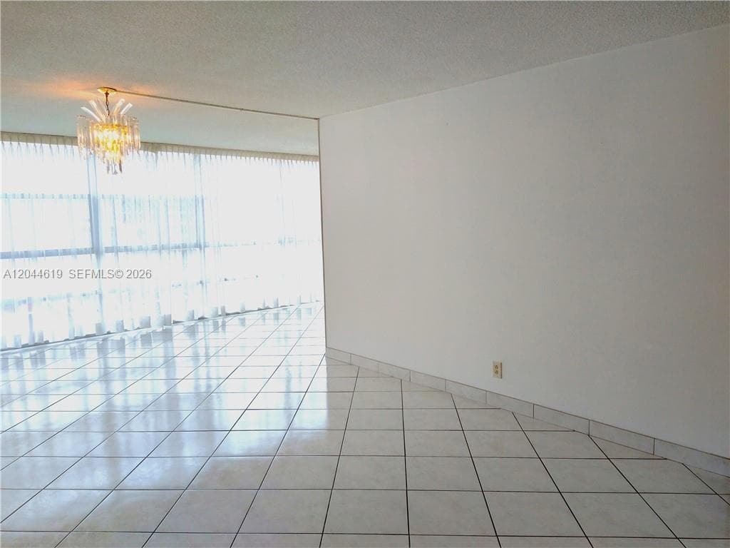601 Three Islands Blvd 517 photo 12