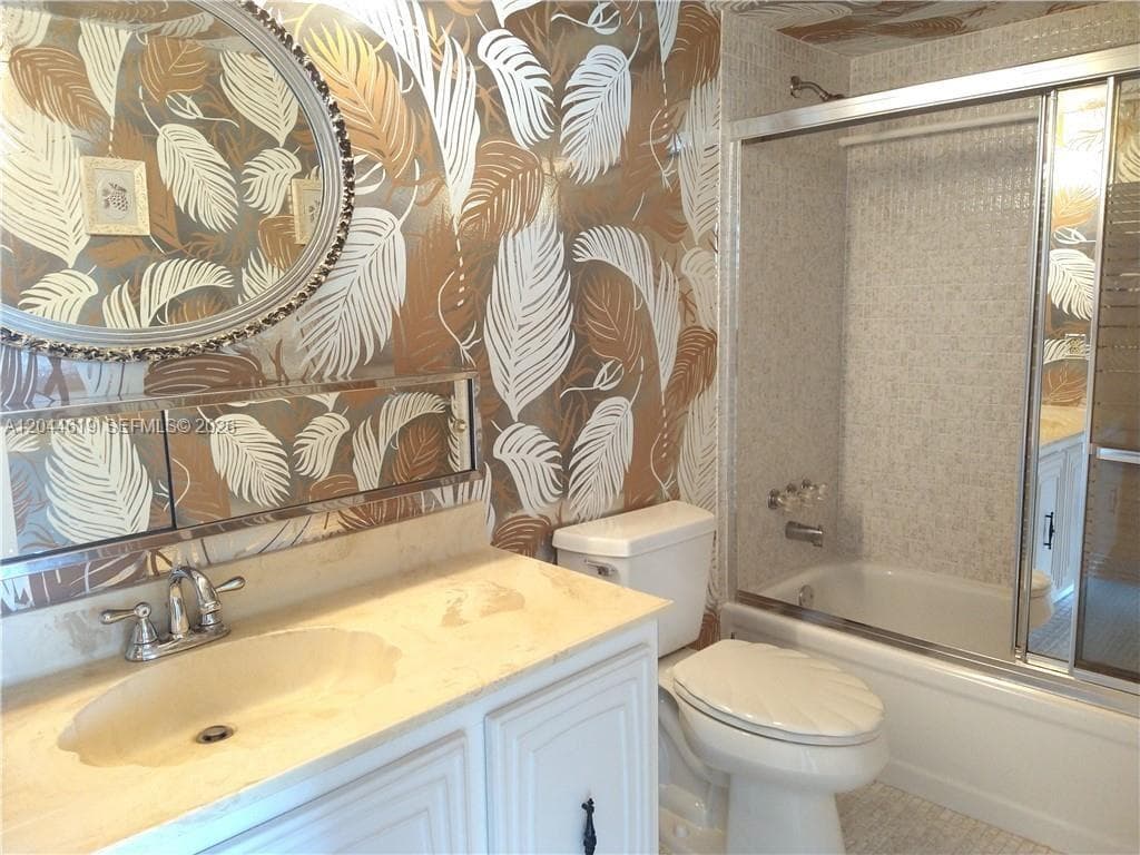 601 Three Islands Blvd 517 photo 24