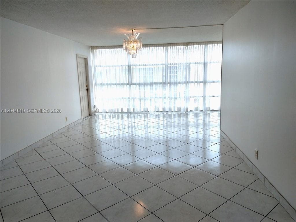 601 Three Islands Blvd 517 photo 14
