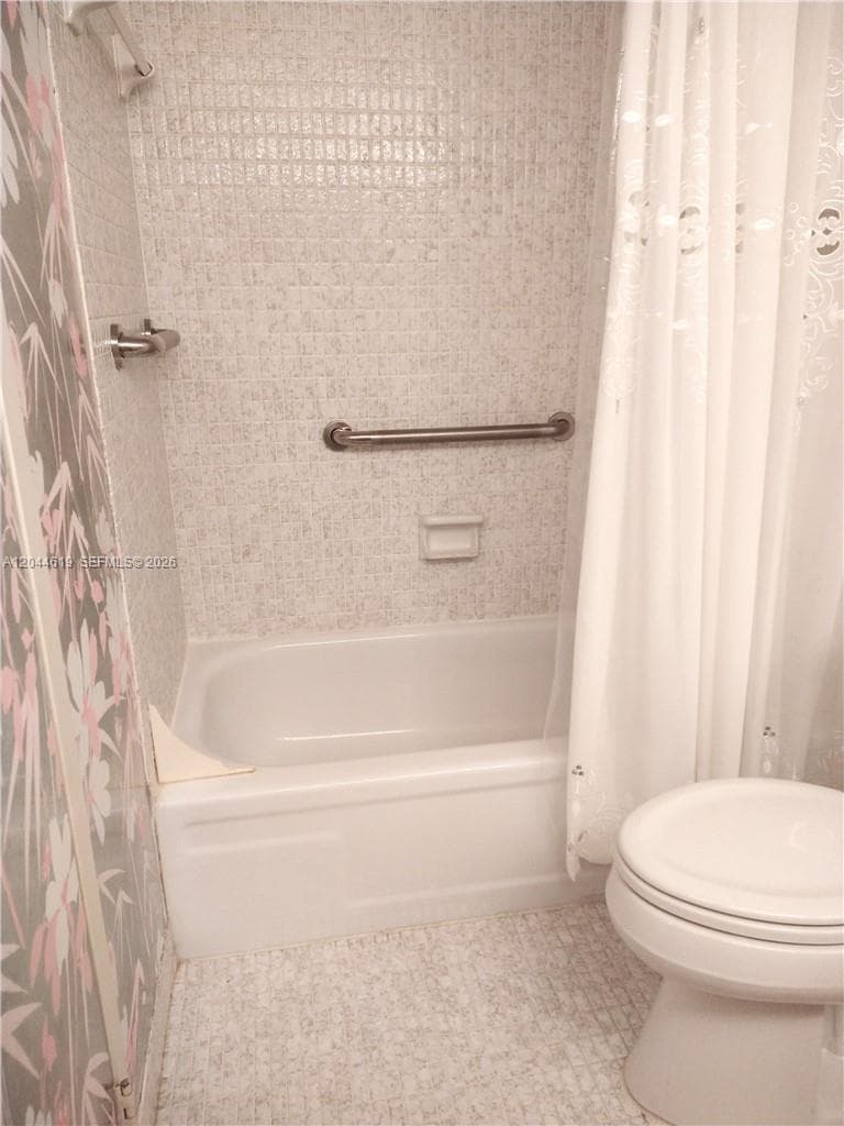601 Three Islands Blvd 517 photo 25
