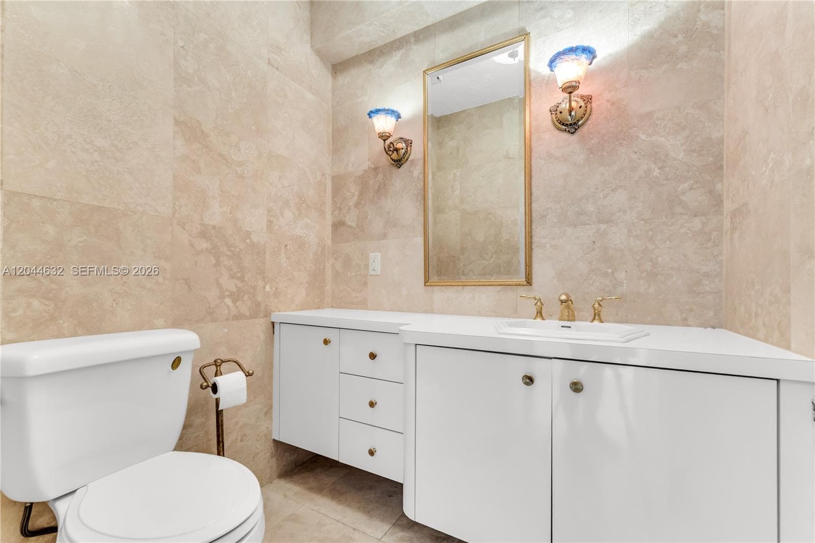7500 W Treasure Dr photo 6