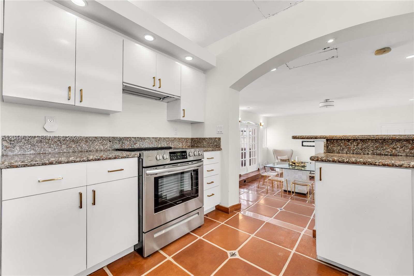 7500 W Treasure Dr photo 11