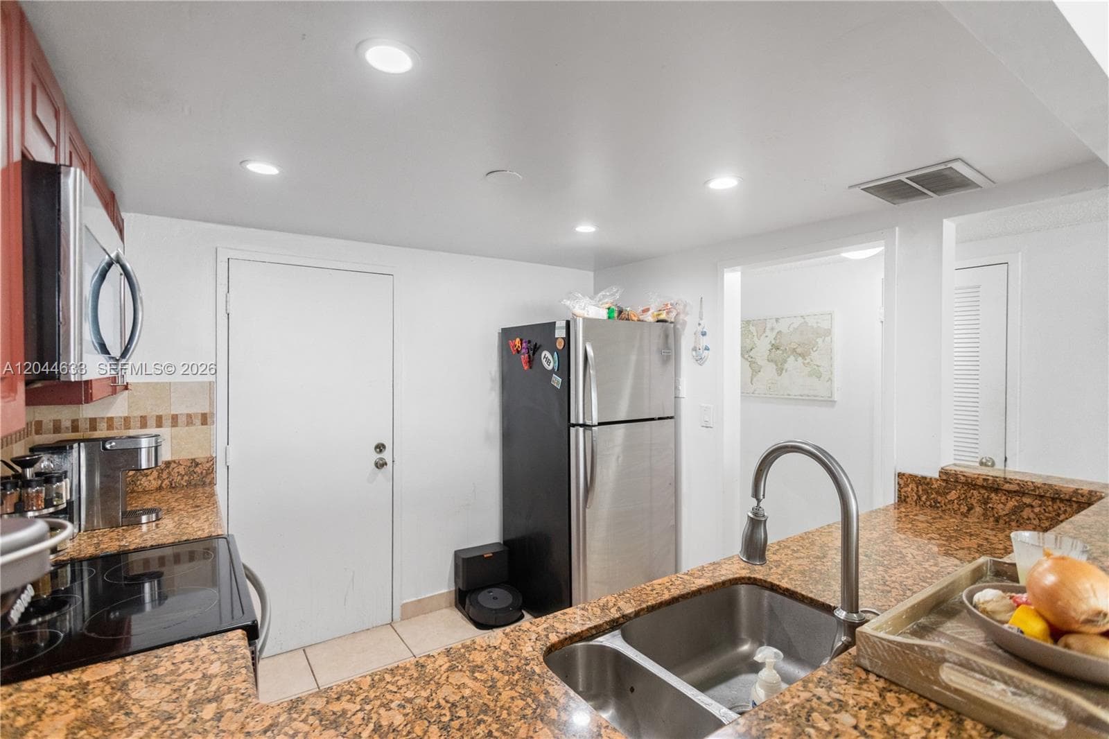 3725 S Ocean Dr 1117 photo 12