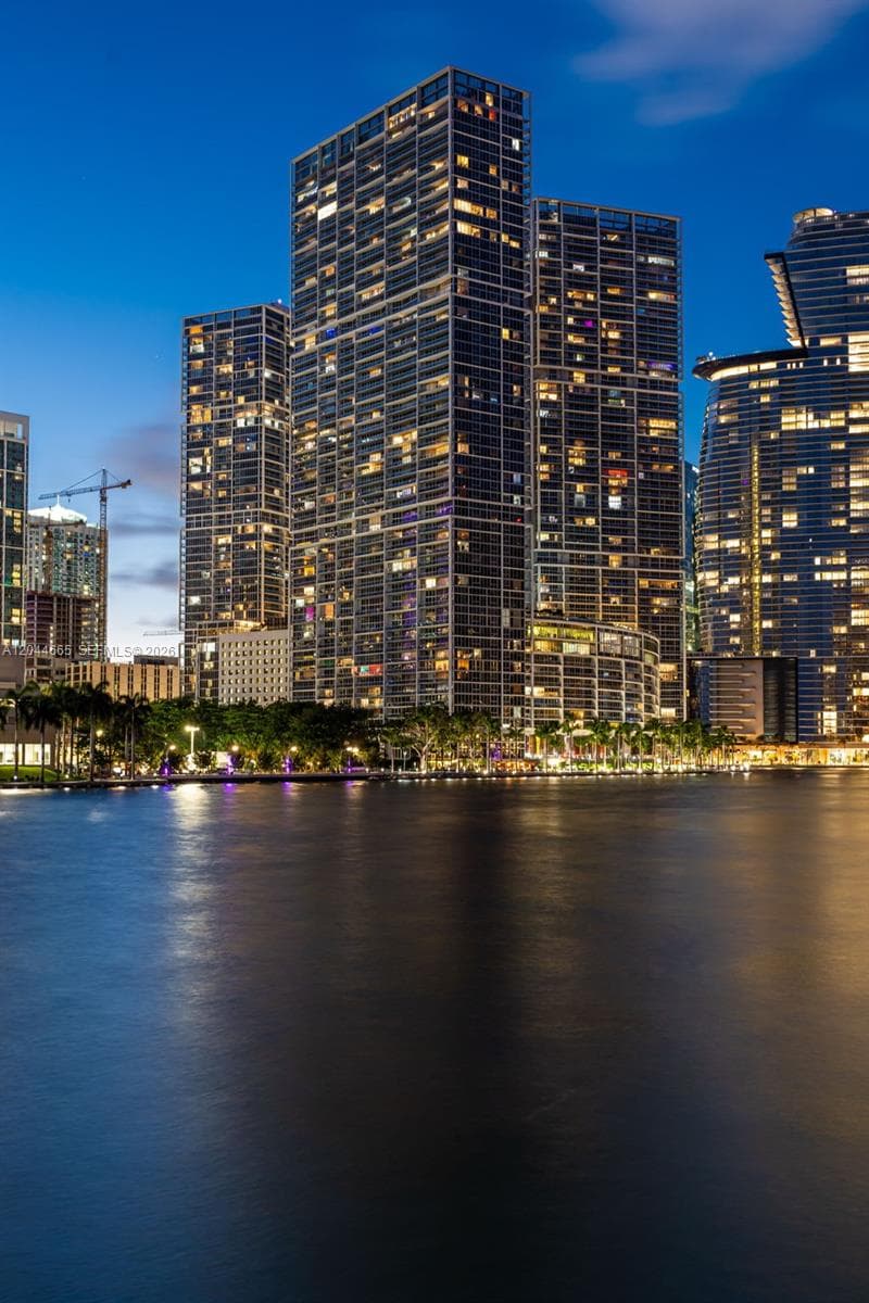 475 Brickell Ave 2508 photo 23