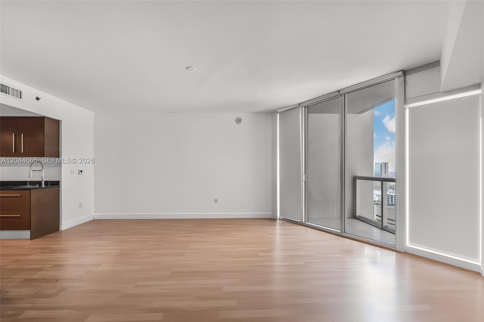 475 Brickell Ave 2508 photo 6
