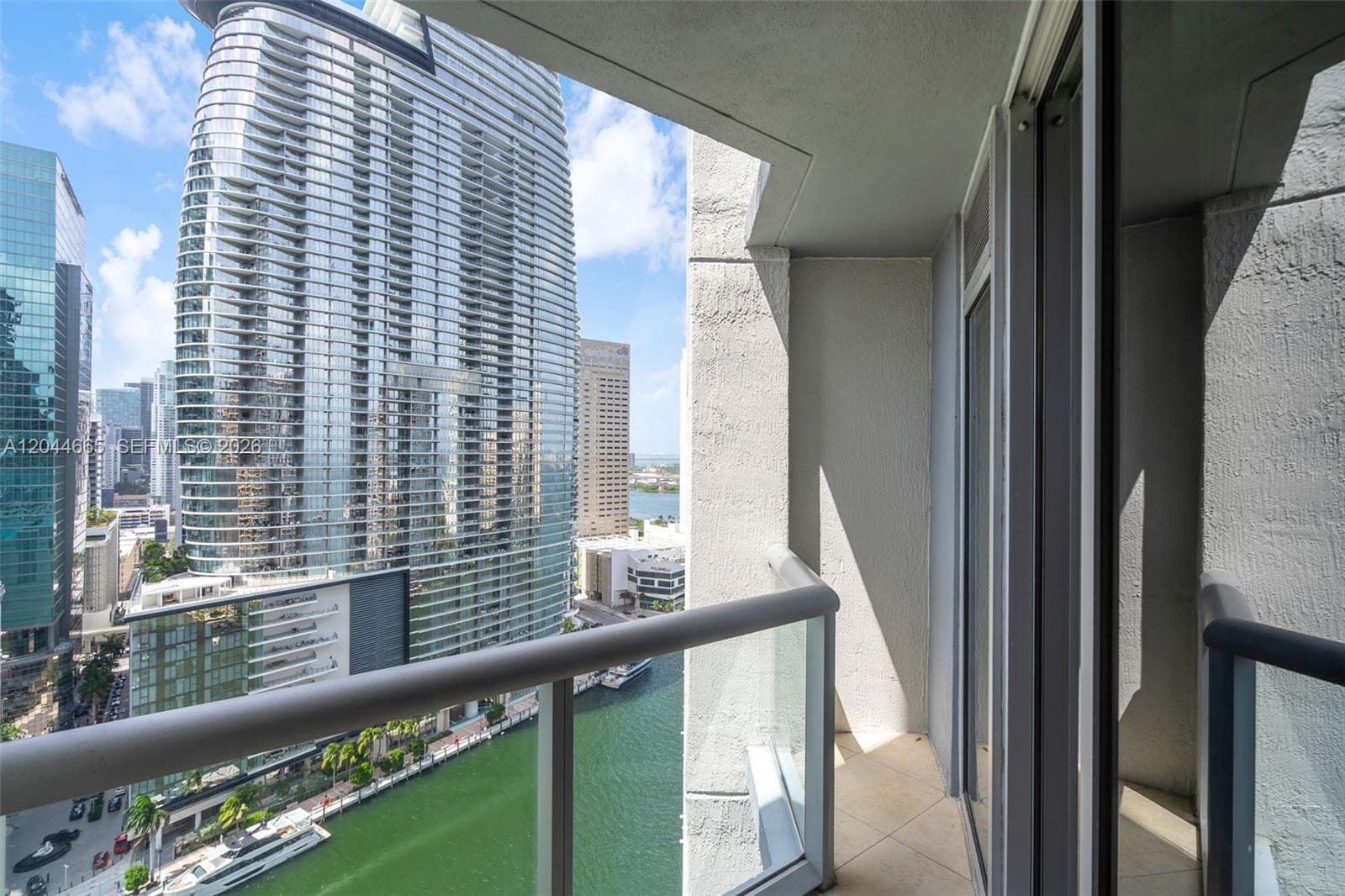 475 Brickell Ave 2508 photo 12