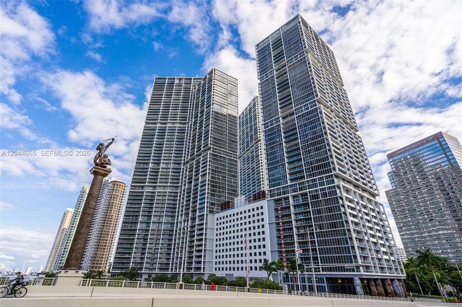 475 Brickell Ave 2508 photo 22