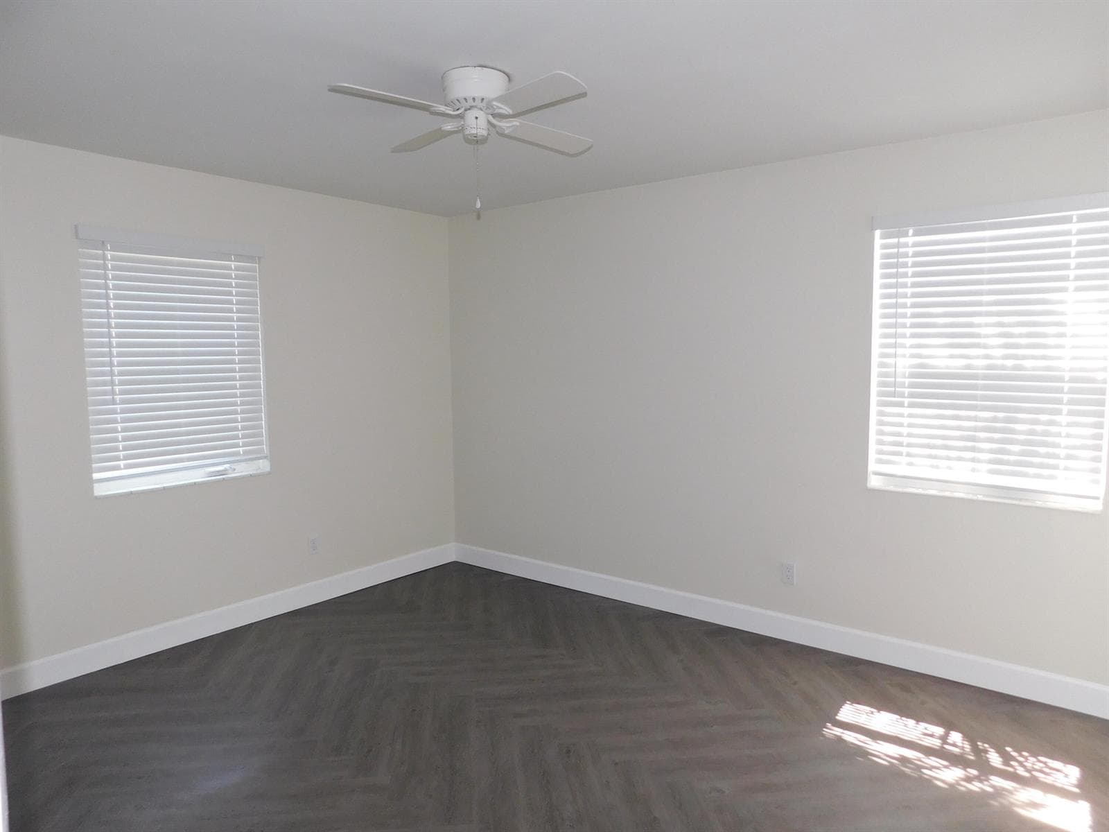 741 Hummingbird Way 2 photo 12