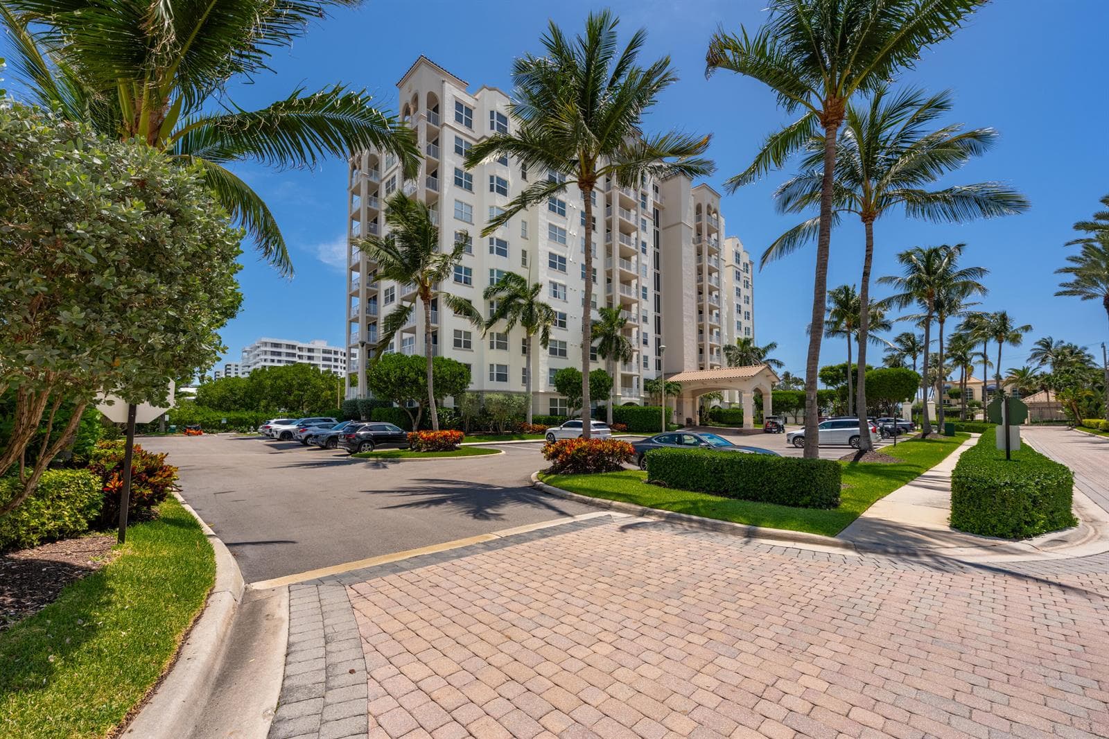 3594 S Ocean Boulevard 604 photo 1