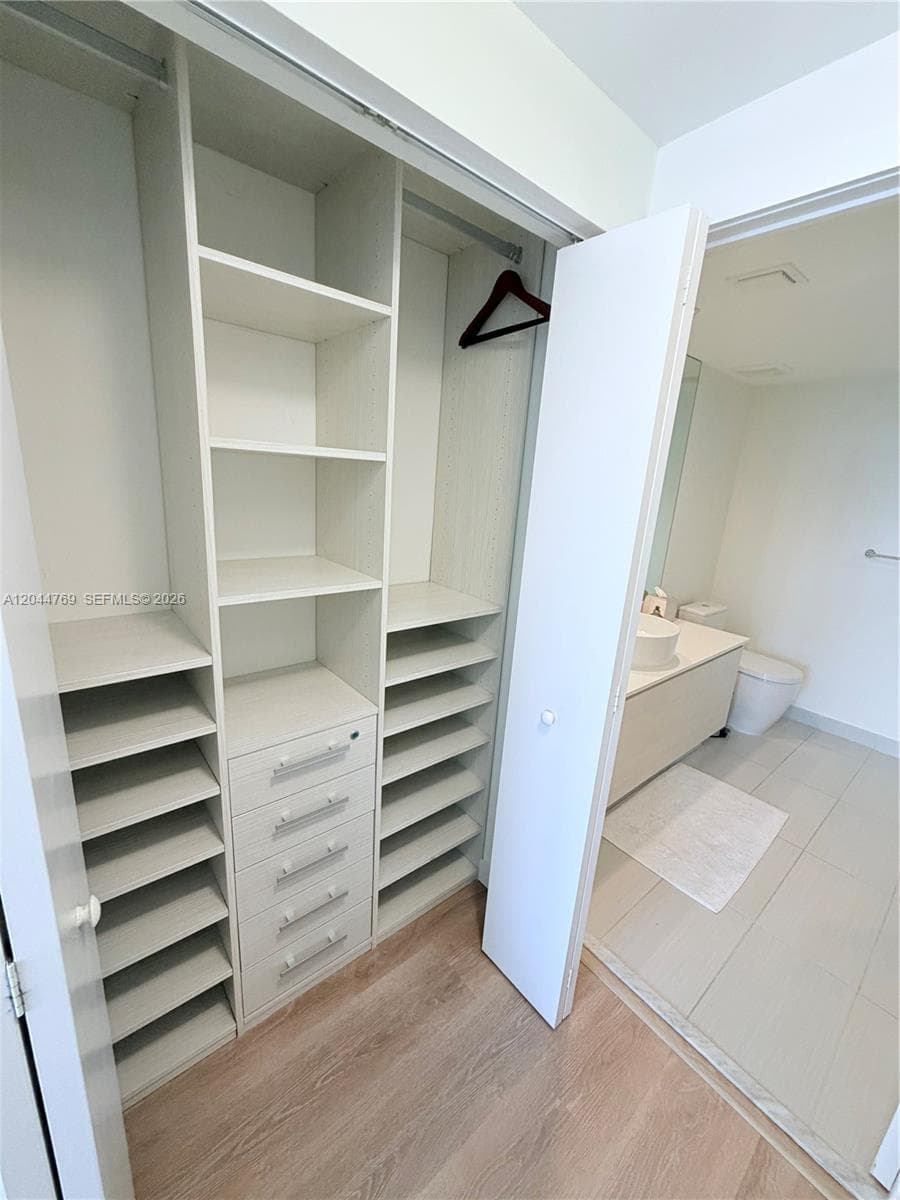 4250 Biscayne Blvd 1617 photo 13