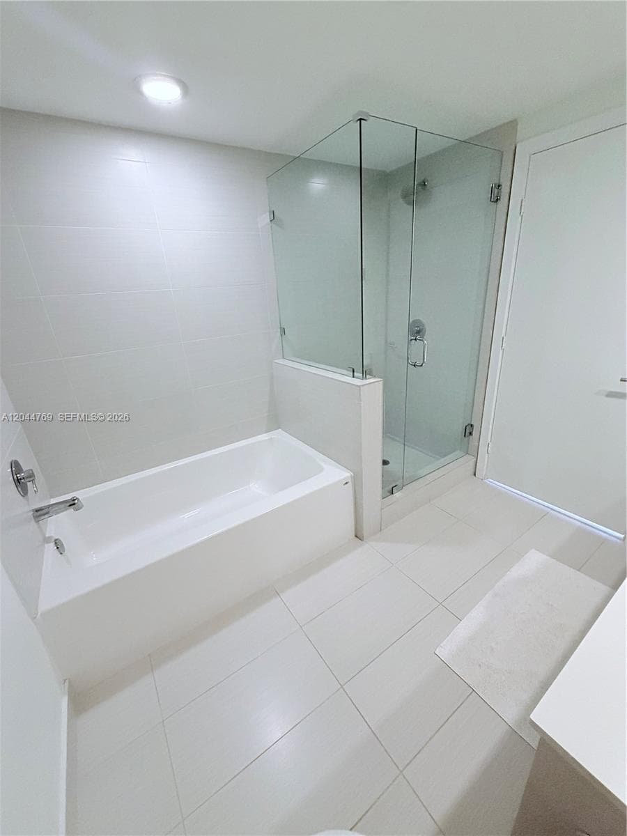 4250 Biscayne Blvd 1617 photo 18