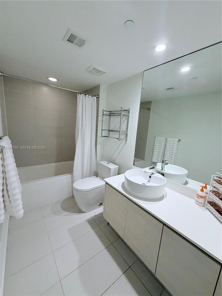 4250 Biscayne Blvd 1617 photo 15