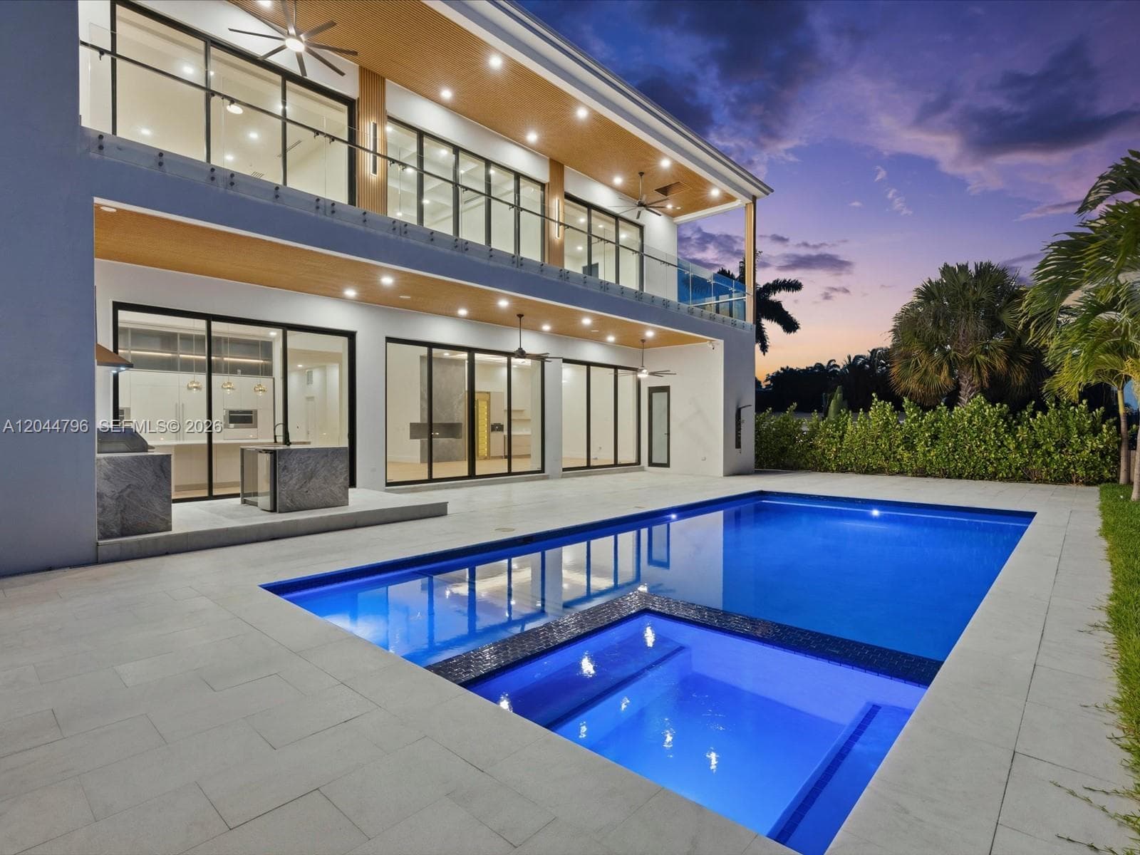 2 Sunset Ln 3