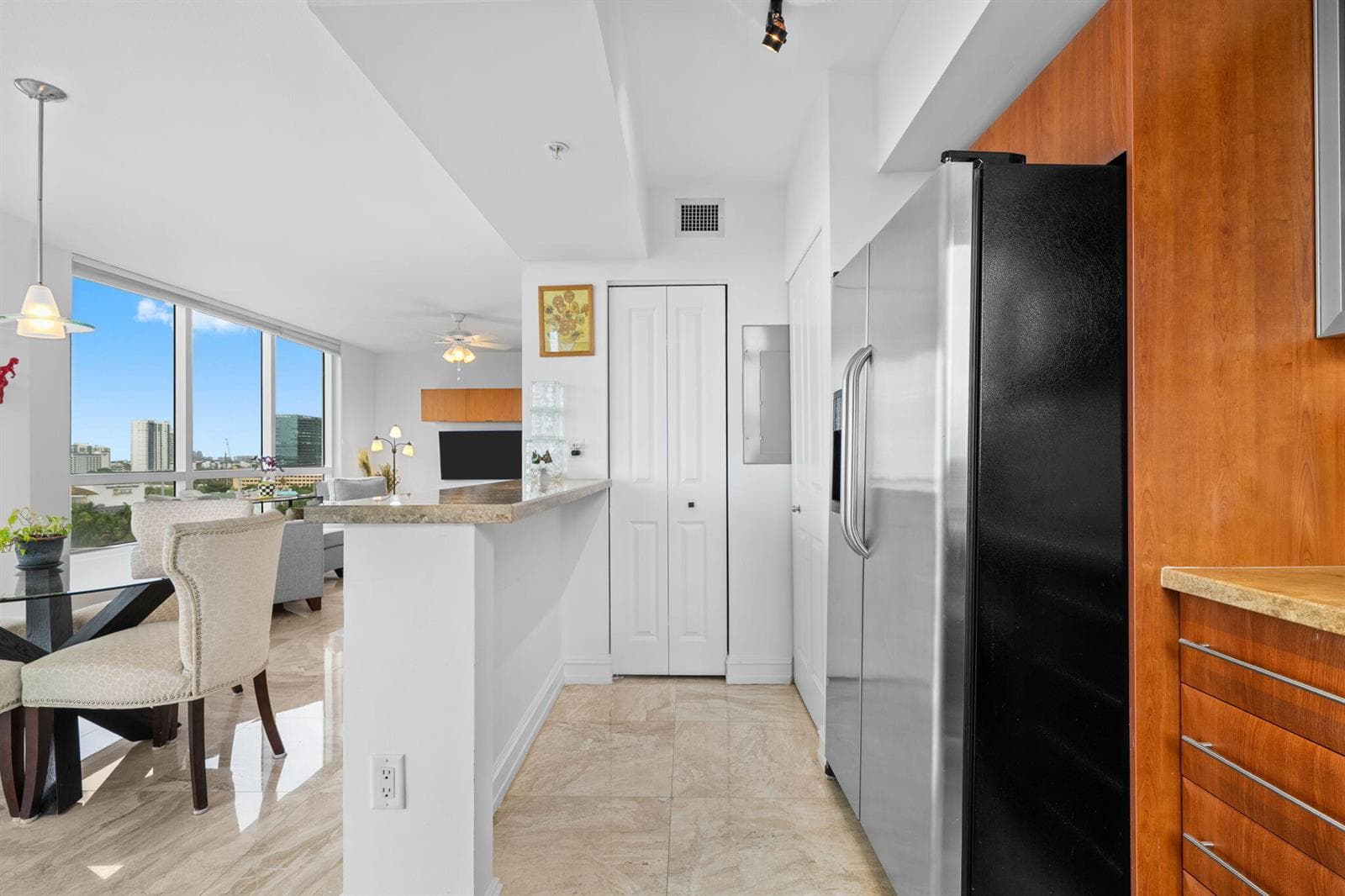 610 W Las Olas Boulevard 1013n photo 13