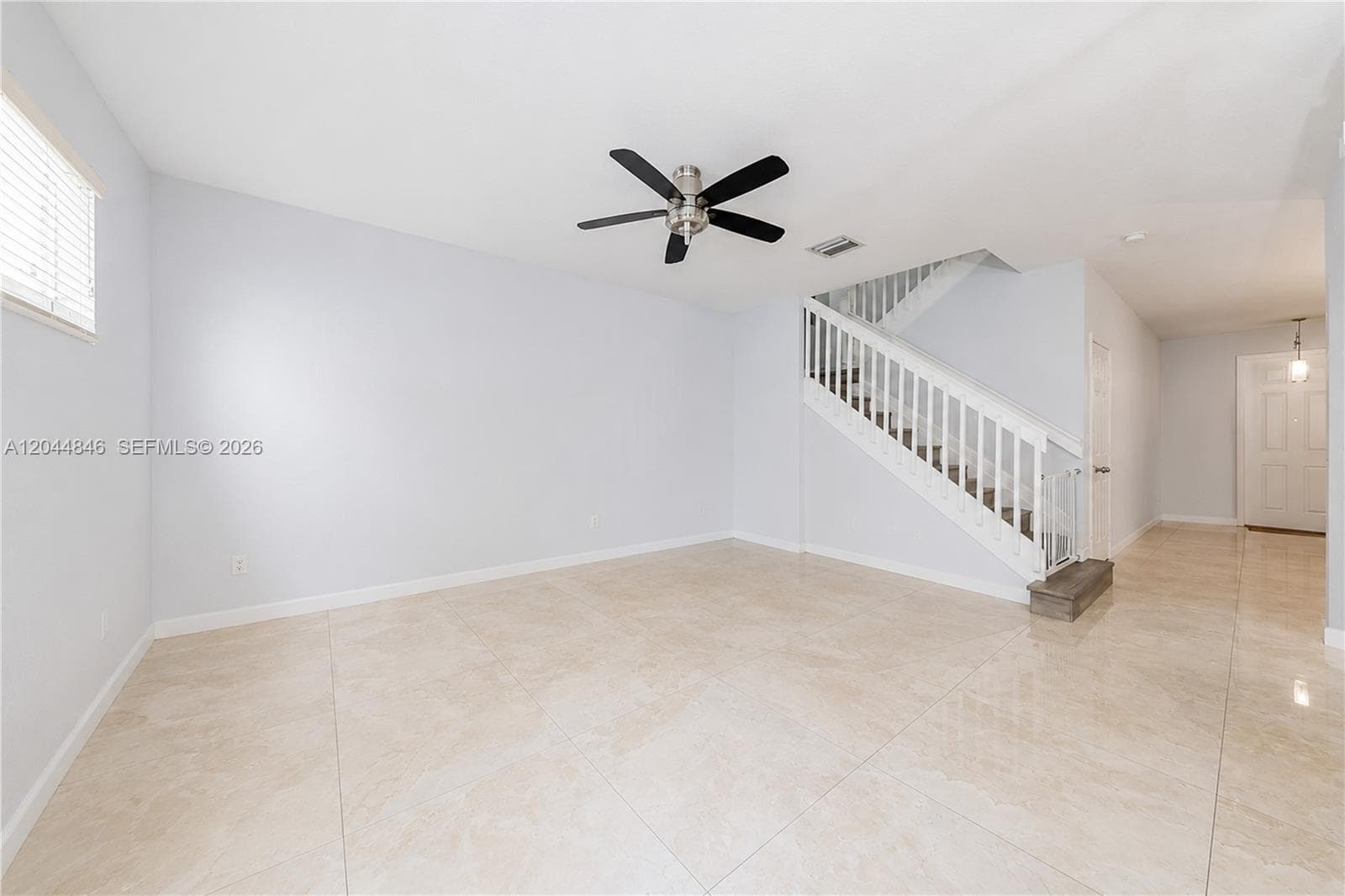 12990 SW 133rd Ter photo 5