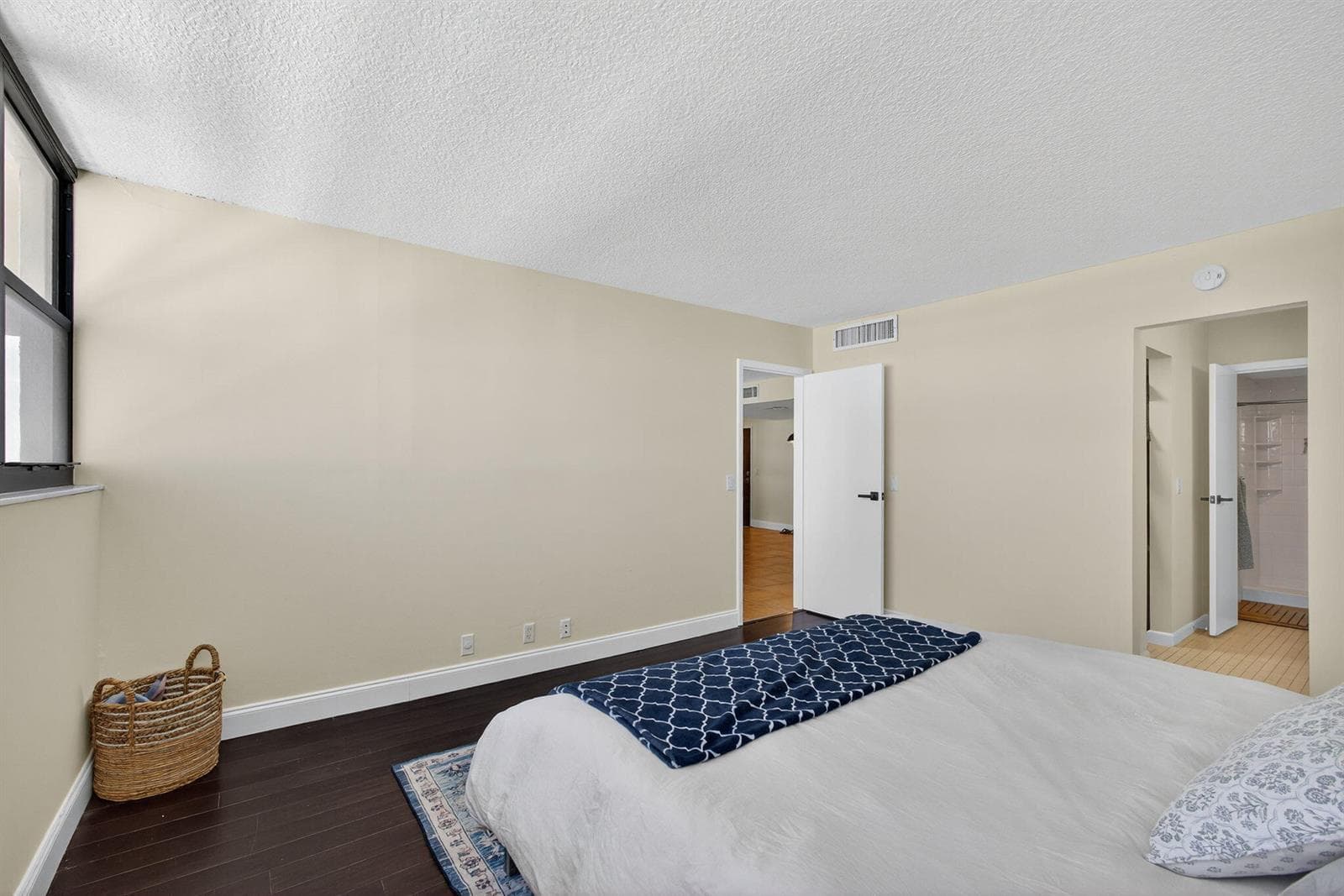 336 Golfview Road 905 photo 21