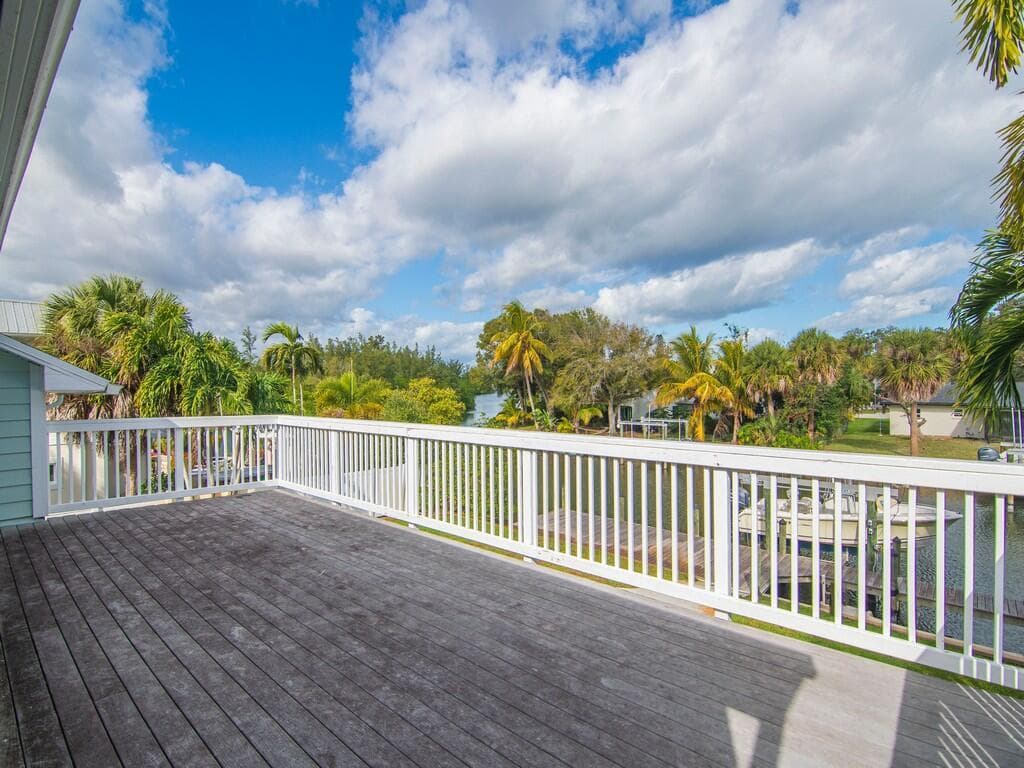721 Shore Drive photo 22