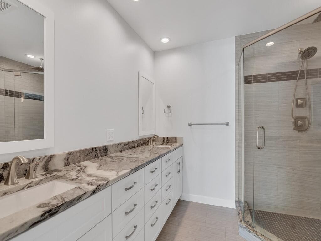 721 Shore Drive photo 20