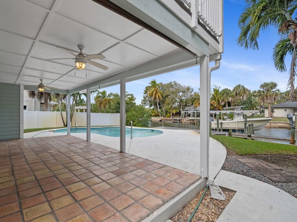 721 Shore Drive photo 24