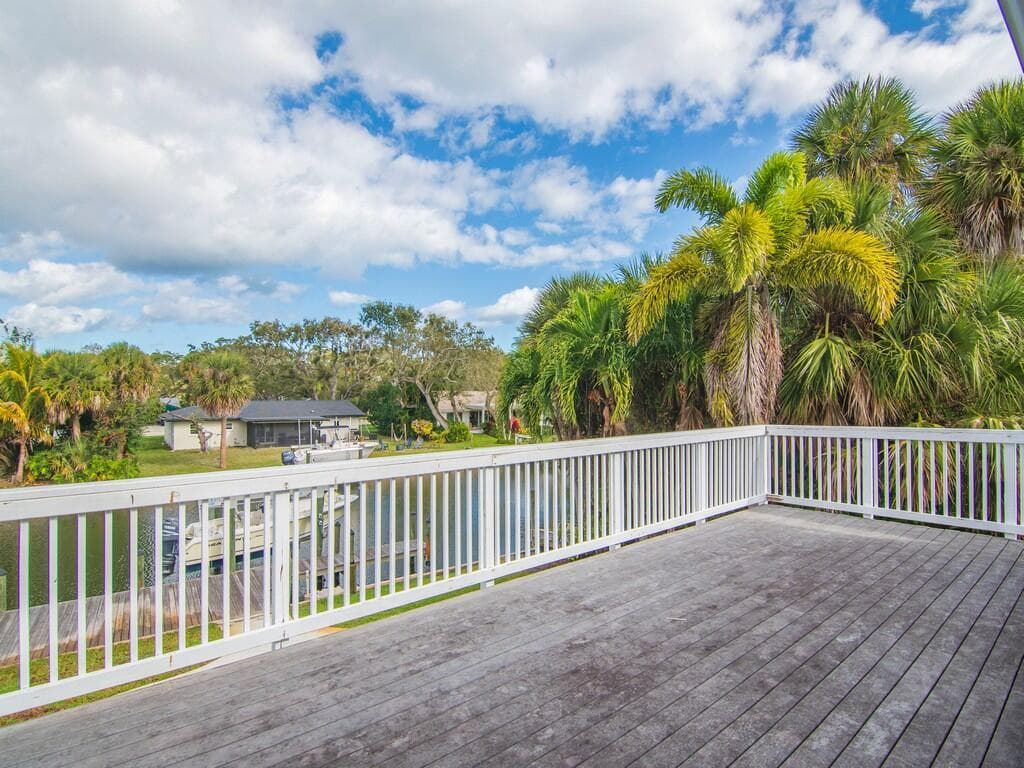 721 Shore Drive photo 21