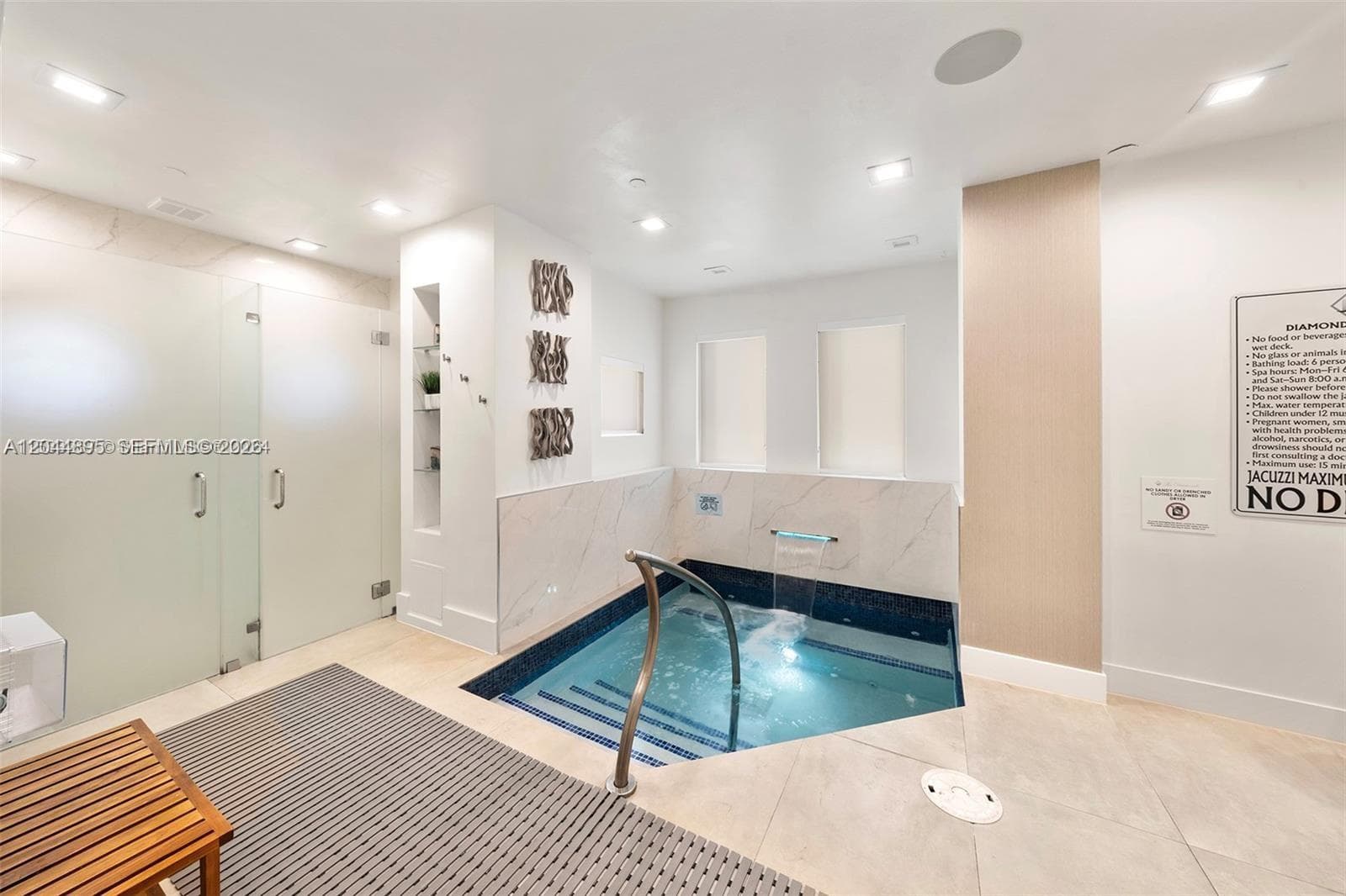 4779 Collins Ave 3102 photo 6