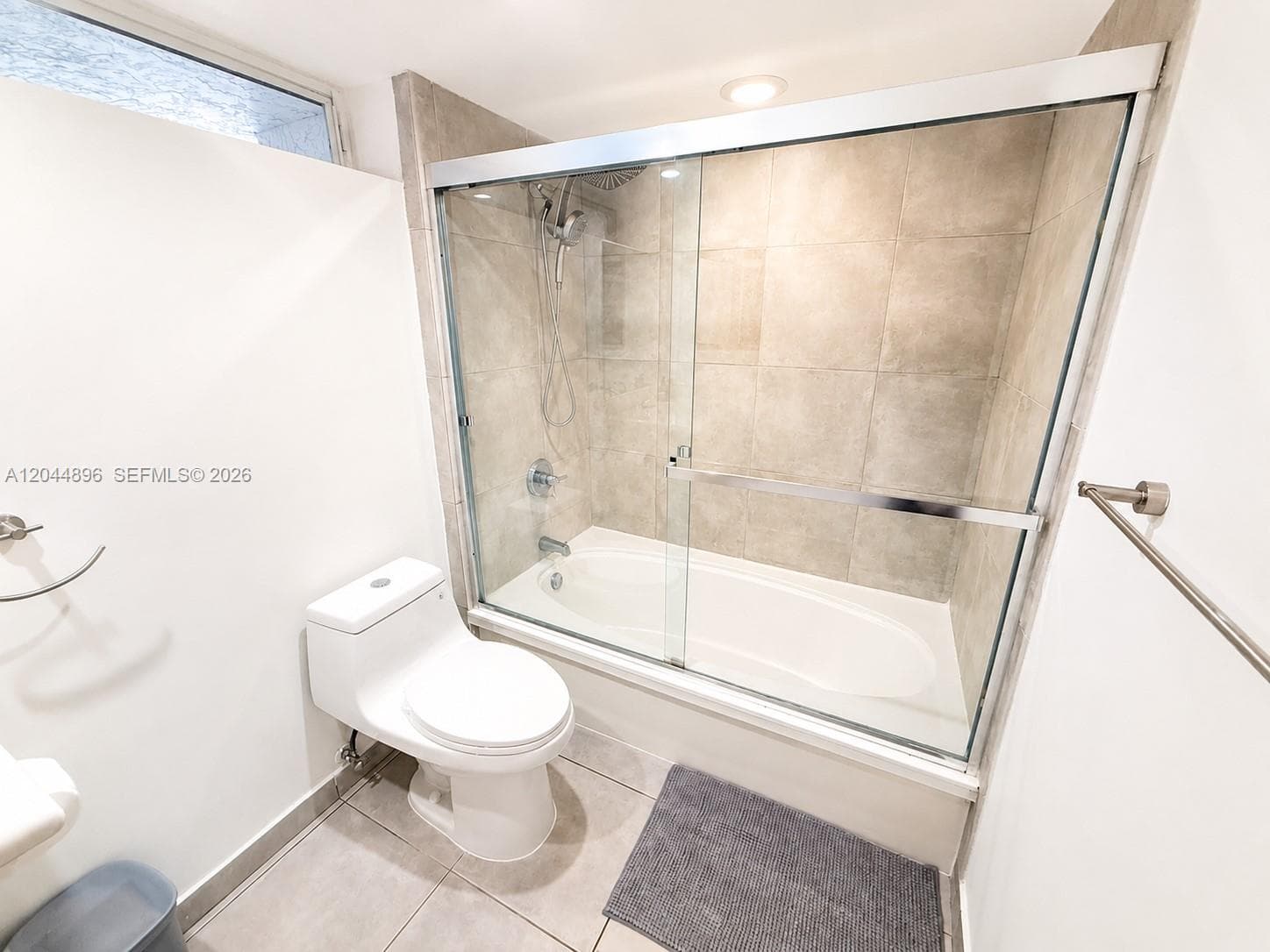 650 NE 64 ST G506 photo 10