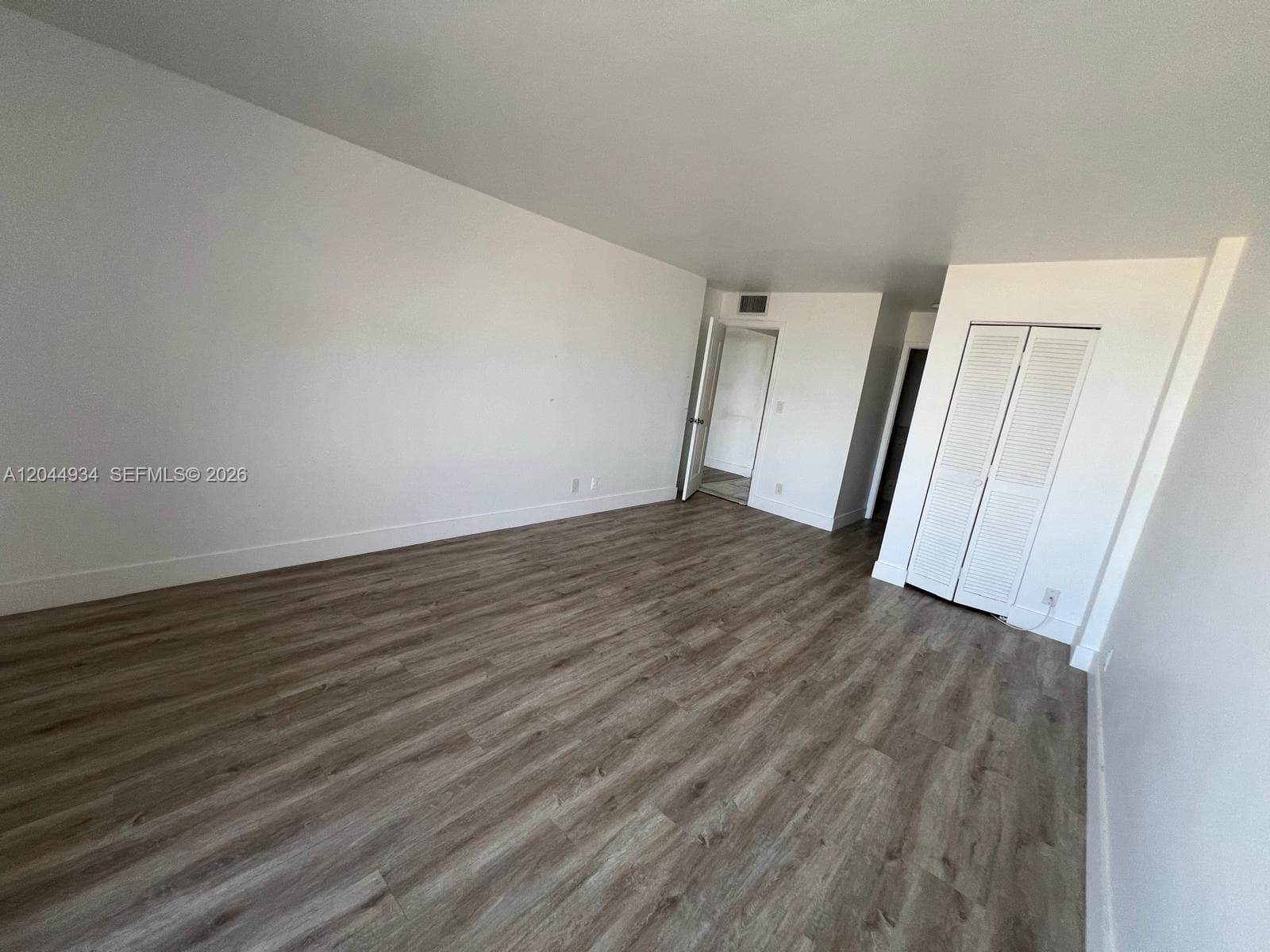 1600 S Ocean Dr 18C photo 6