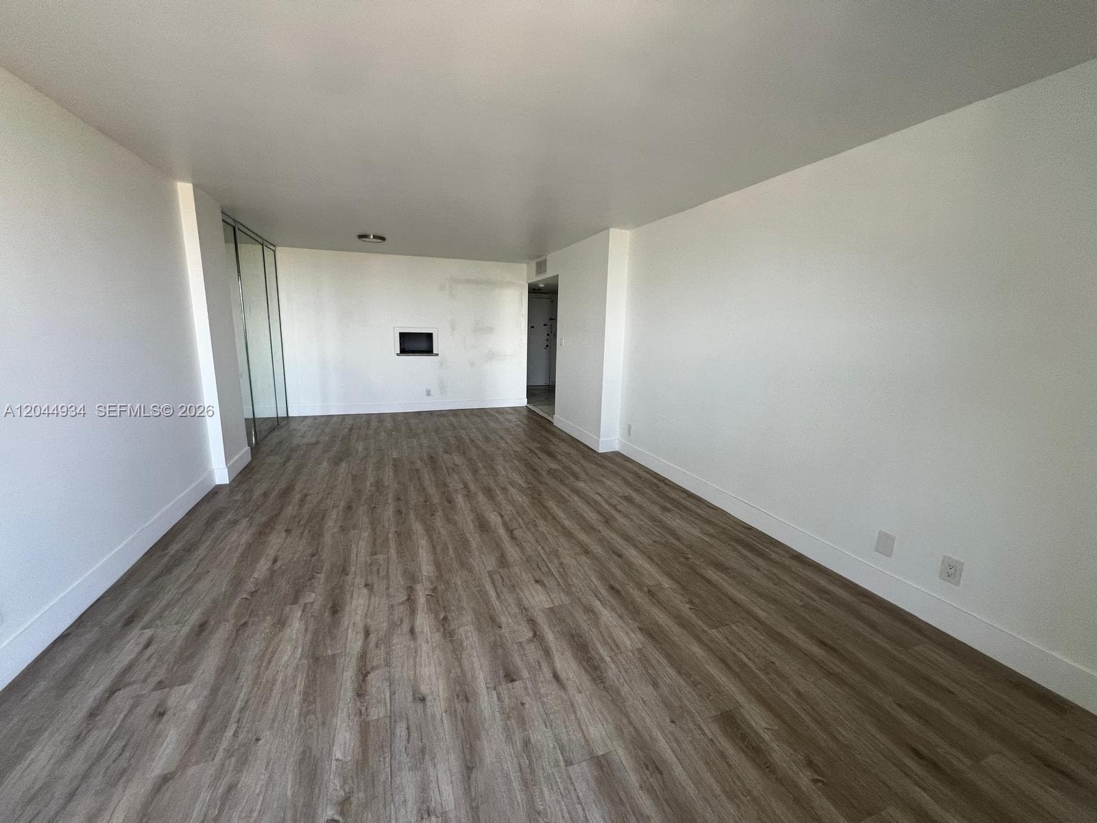 1600 S Ocean Dr 18C photo 3