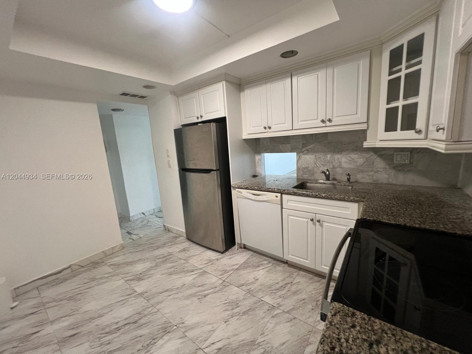 1600 S Ocean Dr 18C photo 1