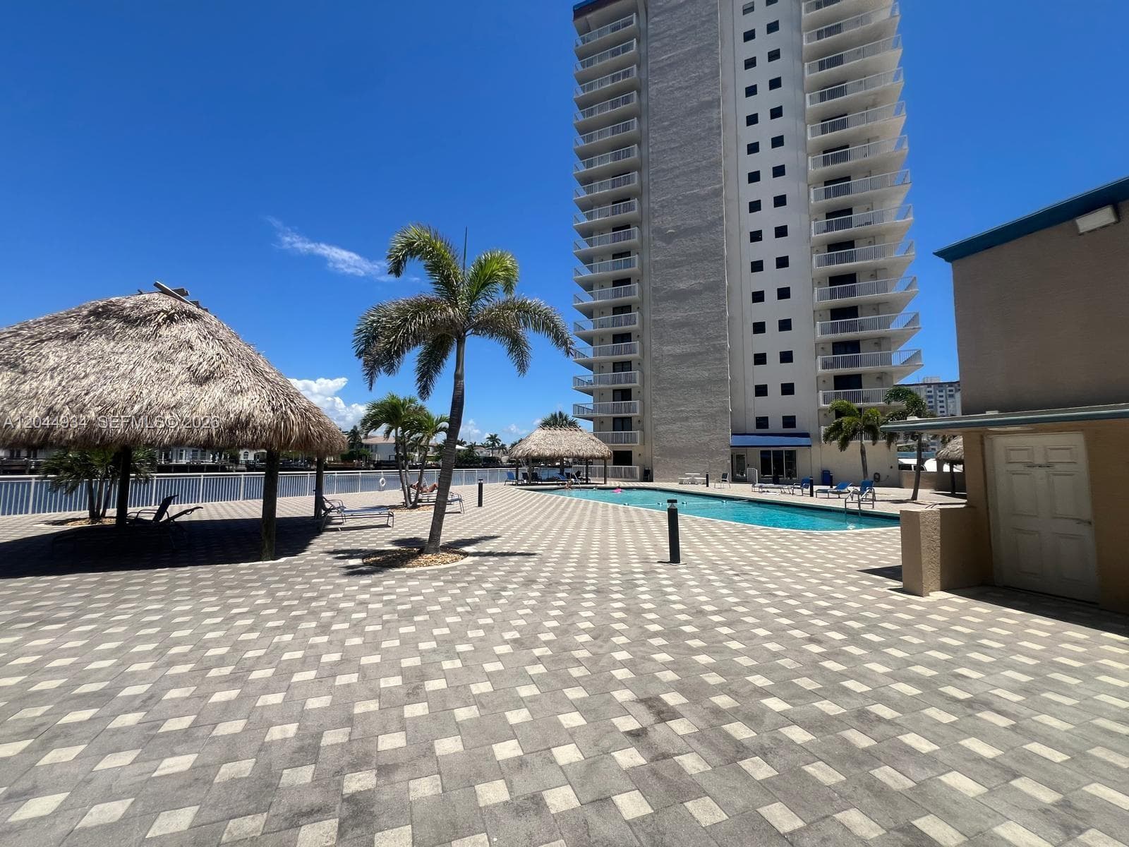 1600 S Ocean Dr 18C photo 10