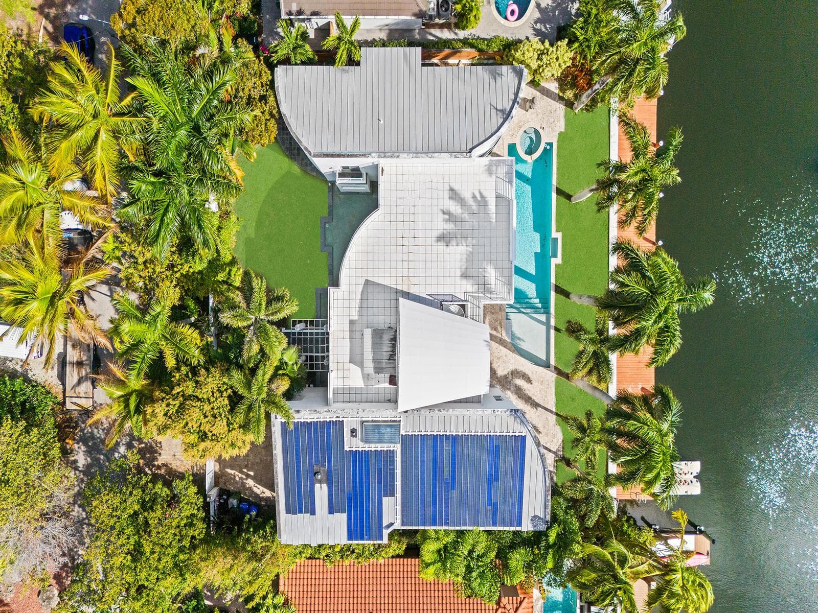 450 Victoria Terrace photo 12