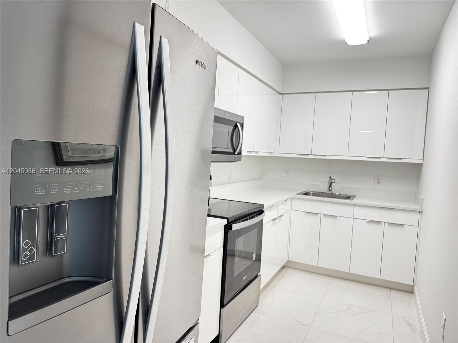 800 Claughton Island Dr 502 photo 7
