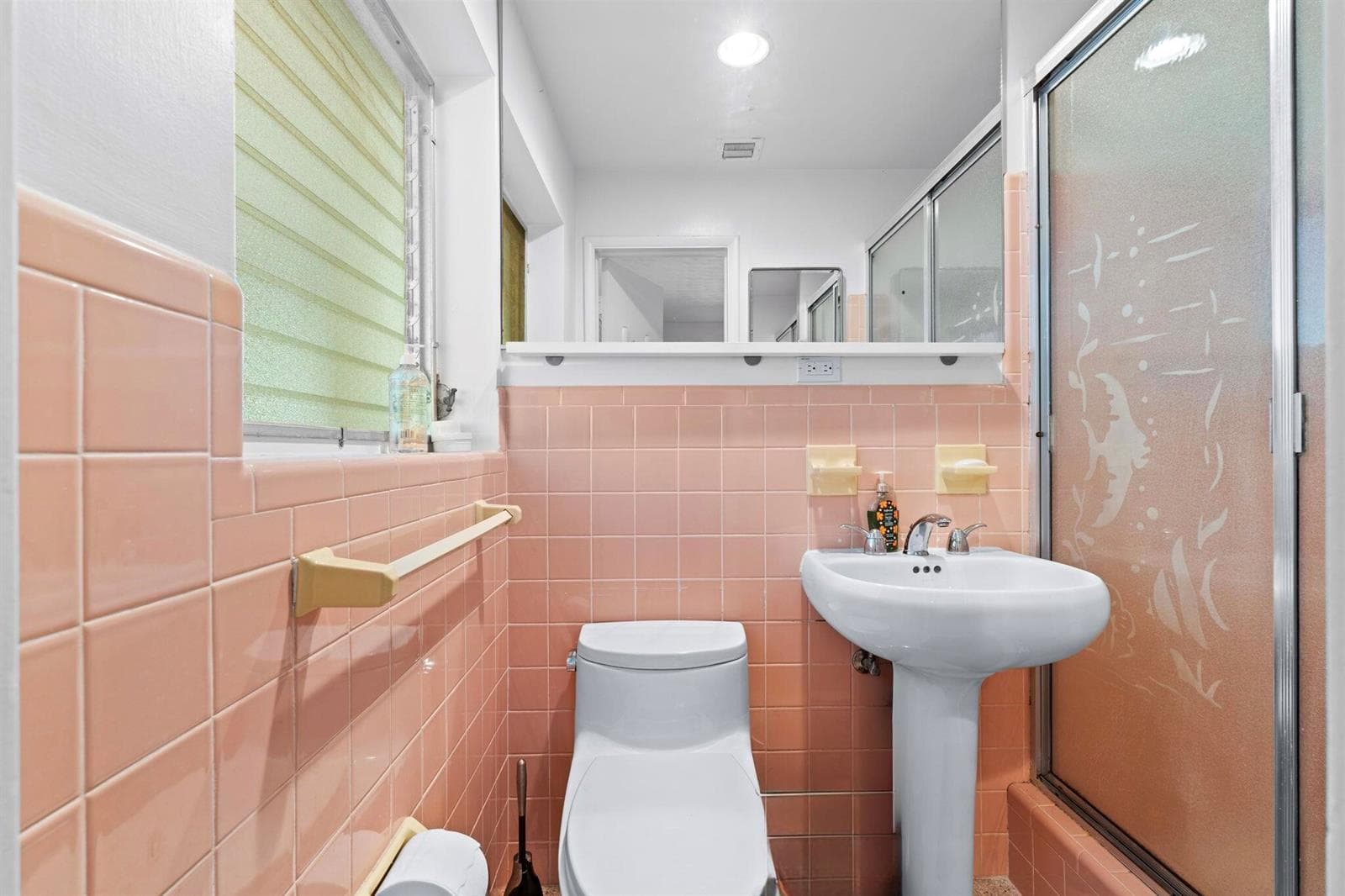 224 N Gordon Road photo 23