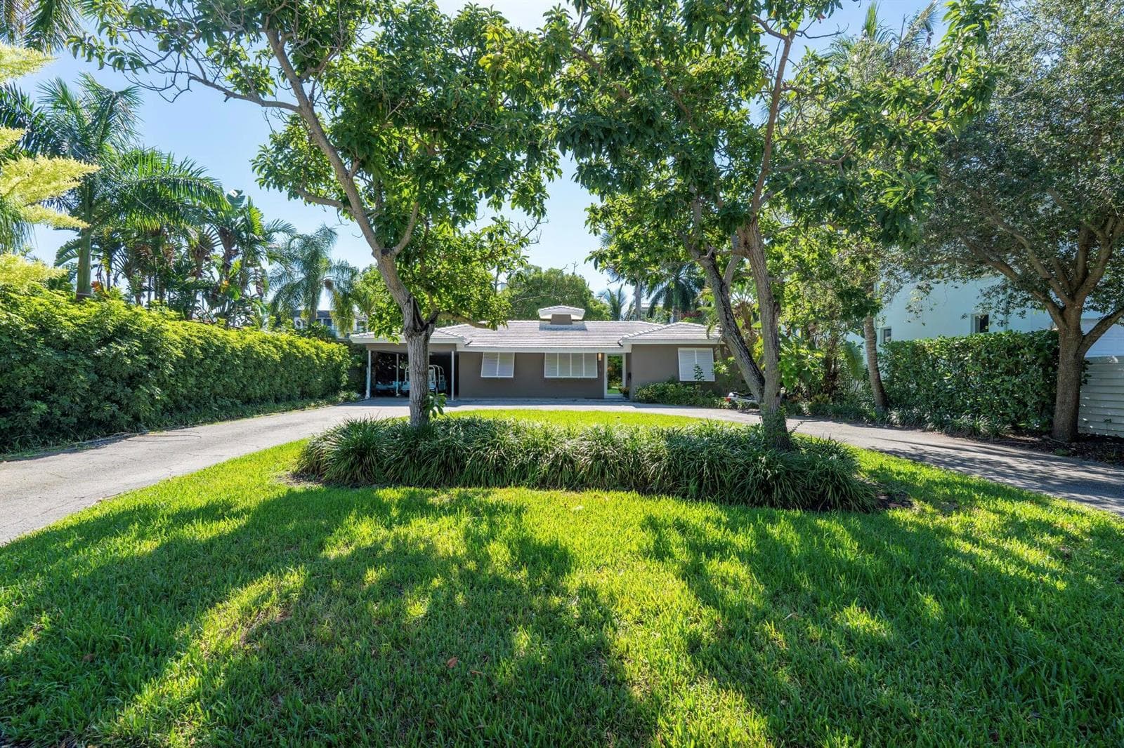 224 N Gordon Road photo 6
