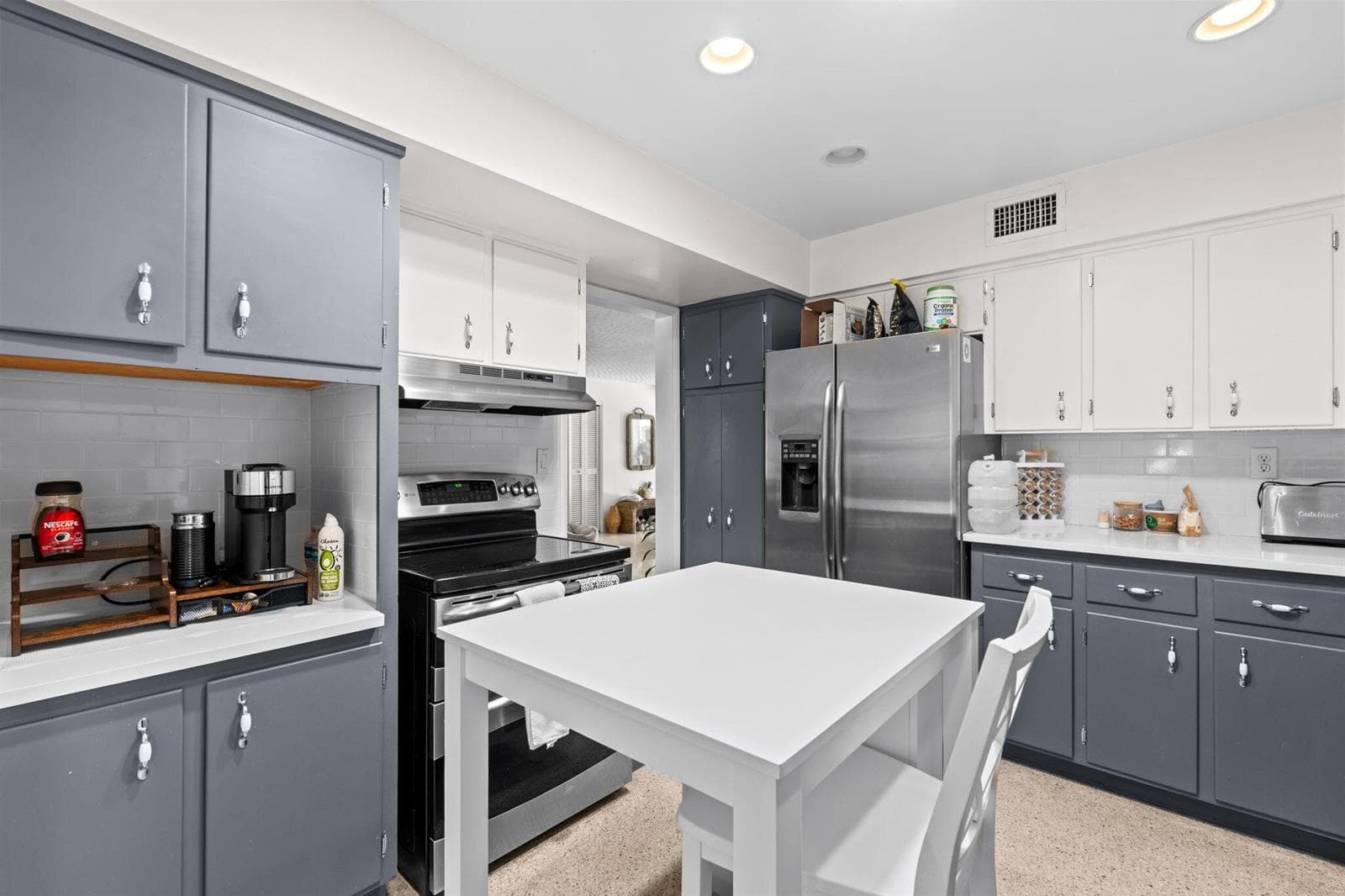 224 N Gordon Road photo 18