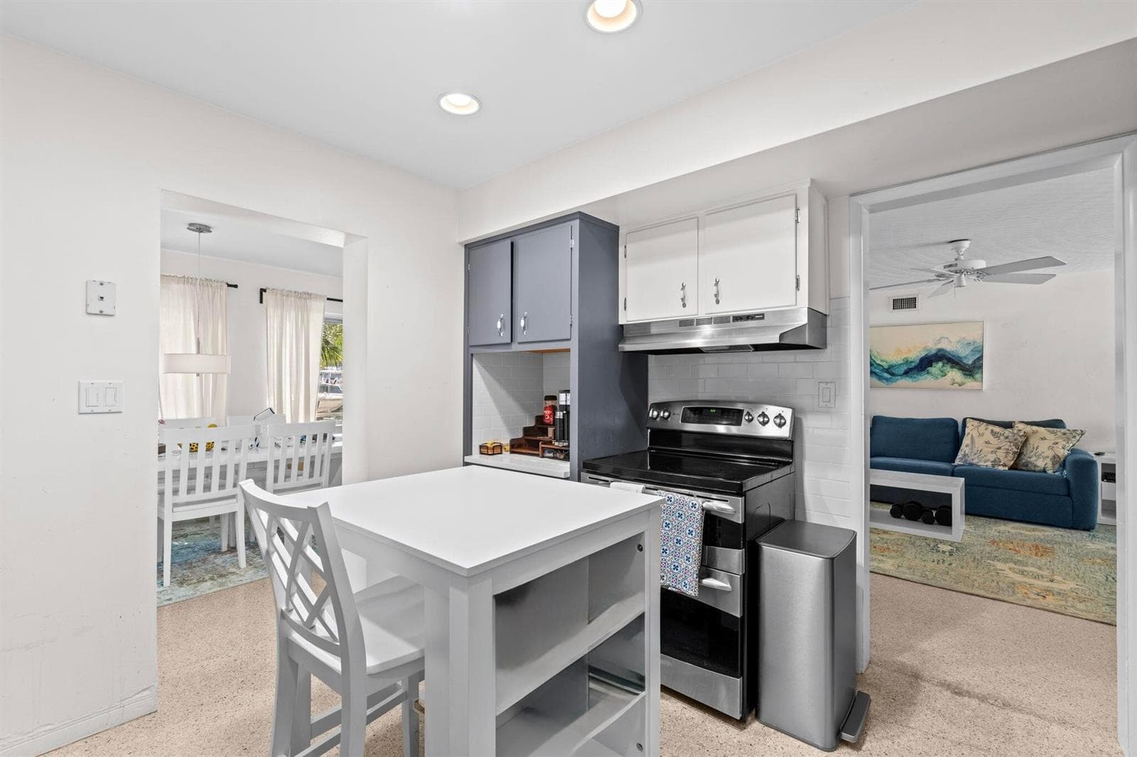 224 N Gordon Road photo 15