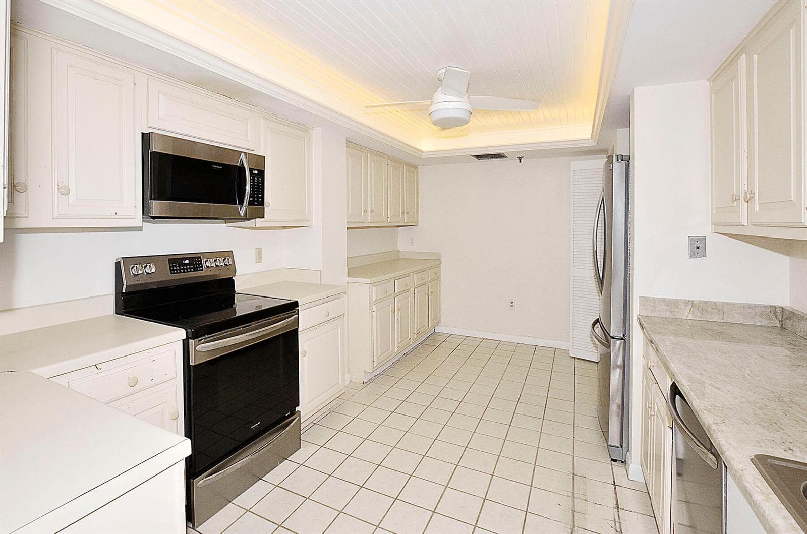5047 N Highway A1a 802 photo 16