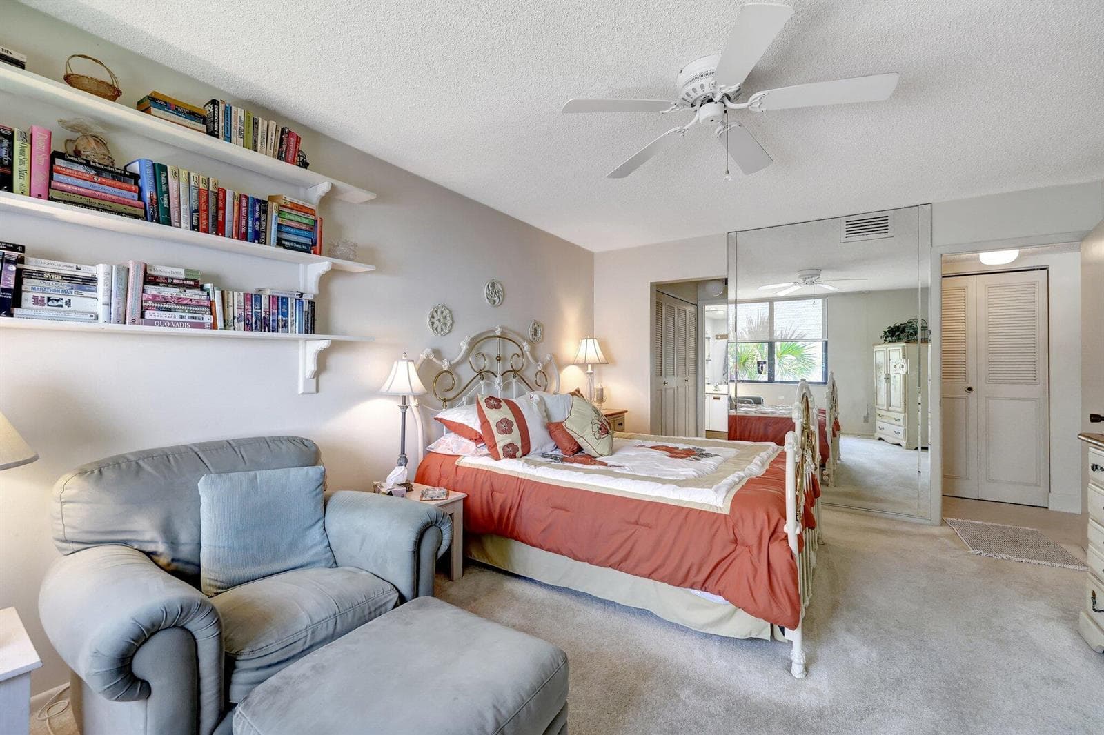 1950 SW Palm City Road 14-304 photo 15