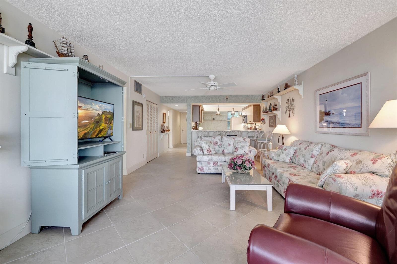 1950 SW Palm City Road 14-304 photo 19