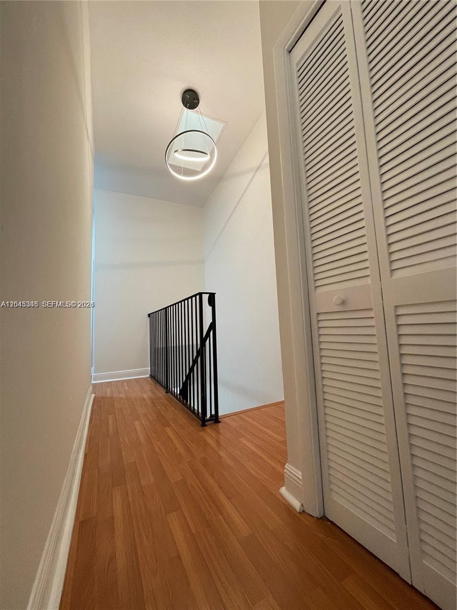 3756 NE 166th St 112 photo 16