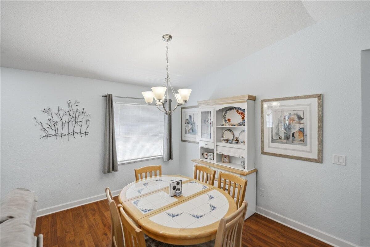 130 Mediterranean Boulevard N photo 13