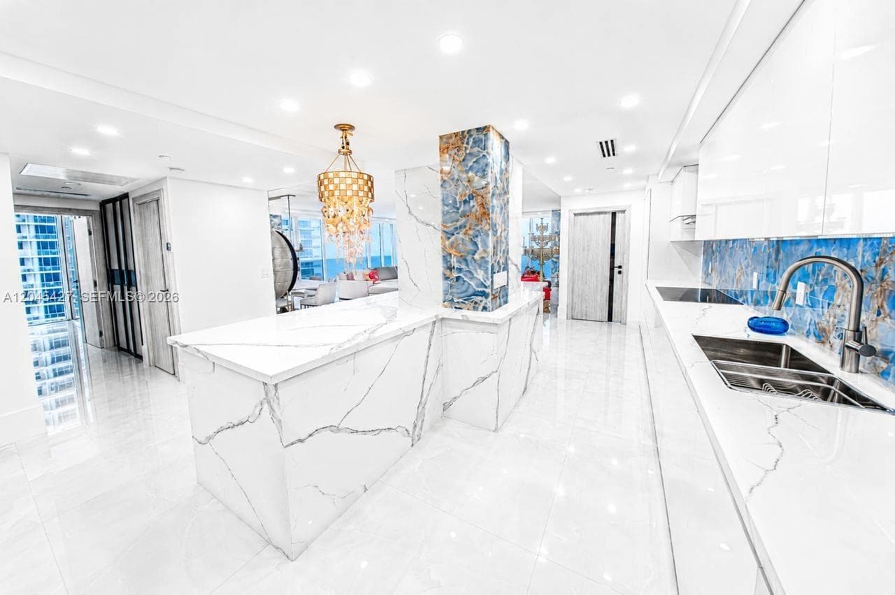 1800 S Ocean Dr 3601 photo 7