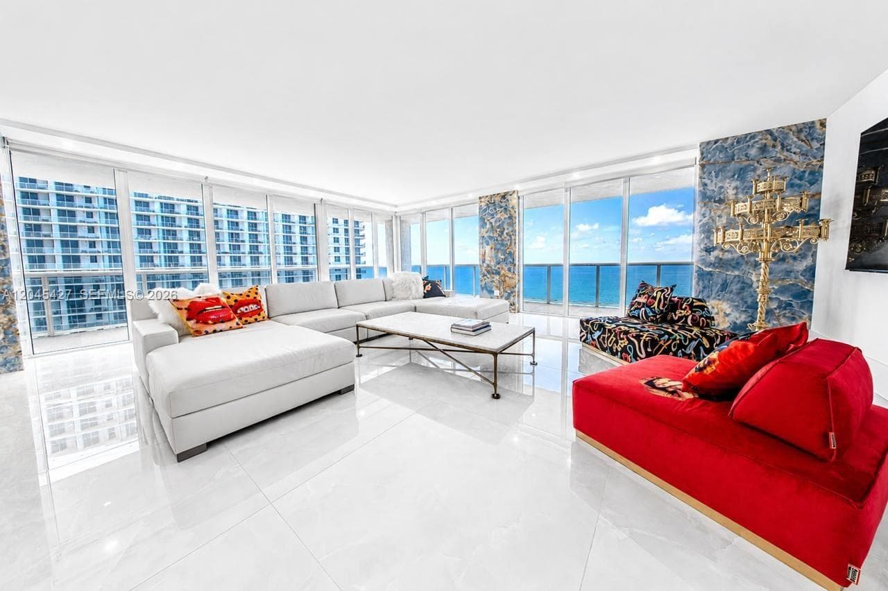 1800 S Ocean Dr 3601 photo 3